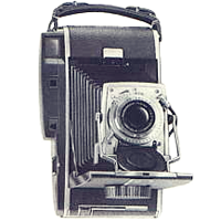 POLAROID 110A Pathfinder Land Camera